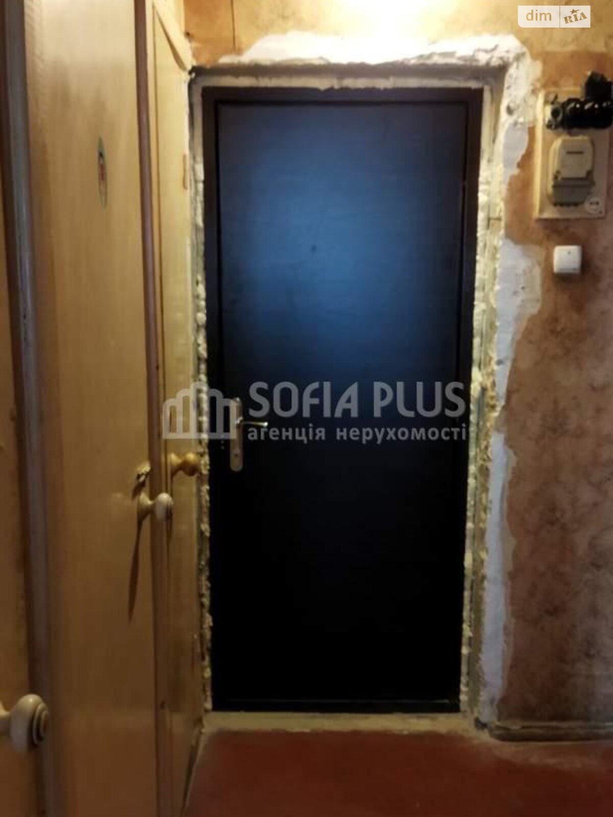 Продажа трехкомнатной квартиры в Киеве, на ул. Космонавта Поповича 2, район Деснянский фото 1 Продажа трехкомнатной квартиры в Киеве, на ул. Космонавта Поповича 2, район Деснянский фото 1