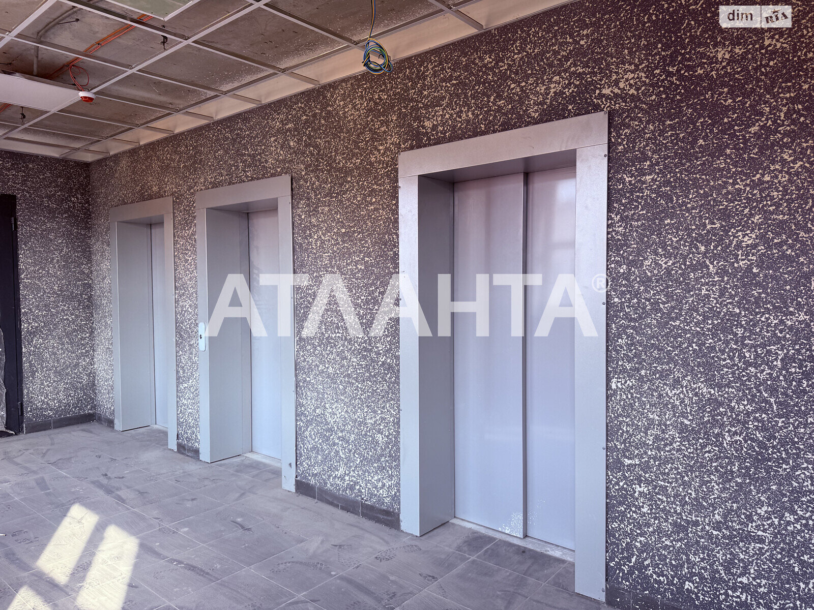 Продажа четырехкомнатной квартиры в Киеве, на ул. Крайняя 1, район Деснянский фото 1 Продажа четырехкомнатной квартиры в Киеве, на ул. Крайняя 1, район Деснянский фото 1