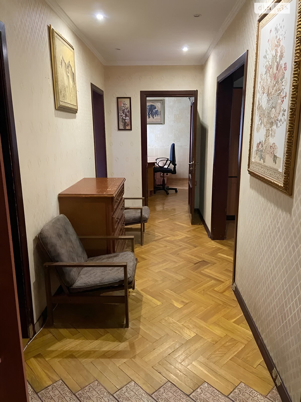 Продаж чотирикімнатної квартири в Києві, на вул. Лісківська 4, район Деснянський фото 1 Продаж чотирикімнатної квартири в Києві, на вул. Лісківська 4, район Деснянський фото 1