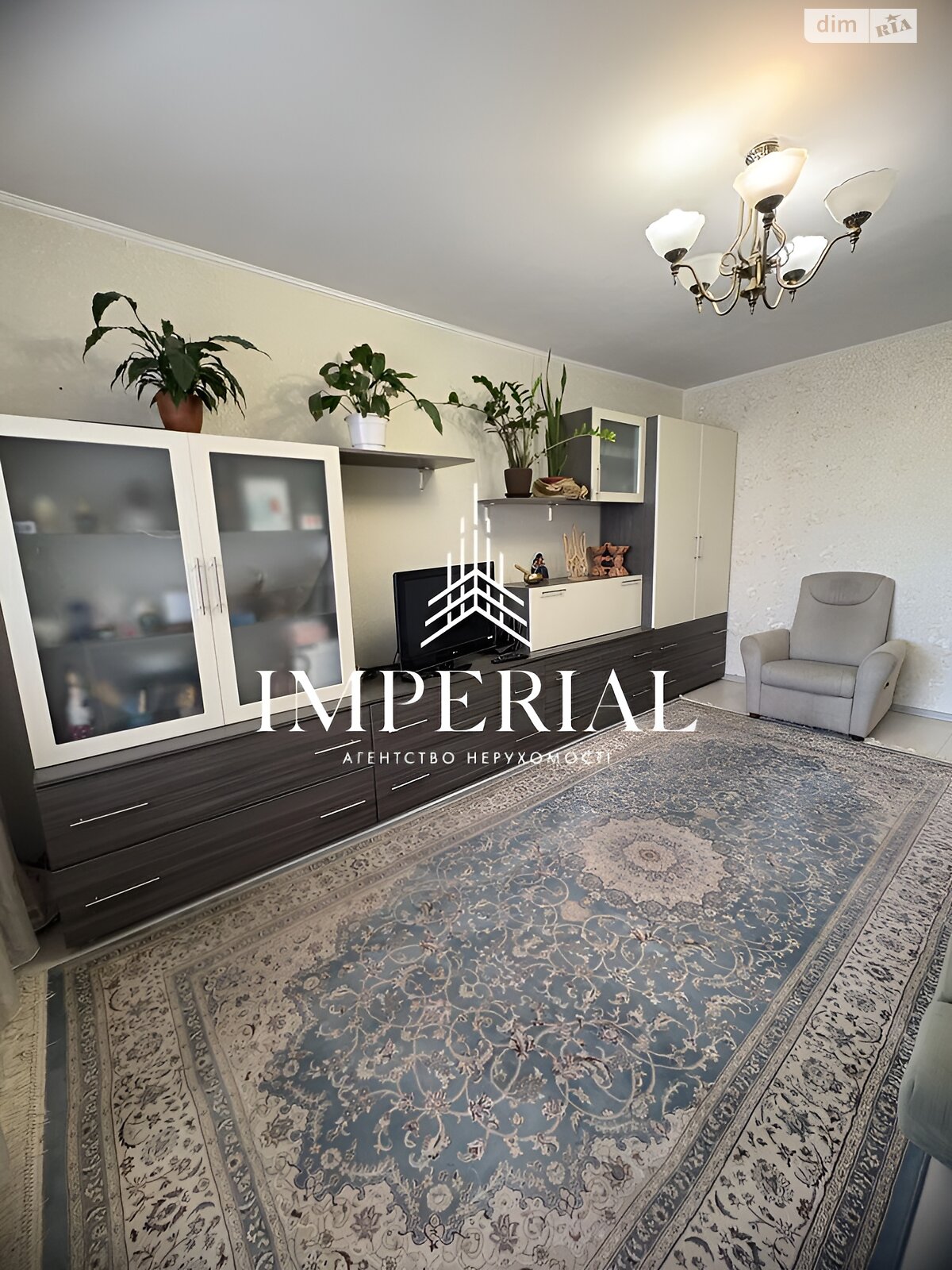 Продаж трикімнатної квартири в Києві, на просп. Червоної Калини 52, район Деснянський фото 1 Продаж трикімнатної квартири в Києві, на просп. Червоної Калини 52, район Деснянський фото 1