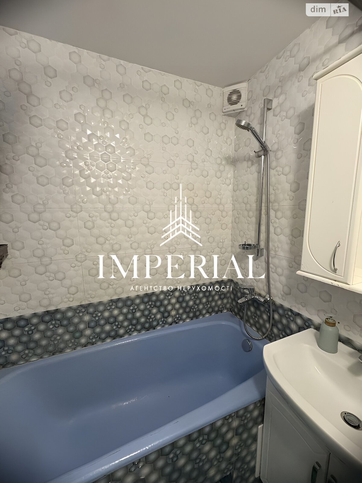 Продаж трикімнатної квартири в Києві, на просп. Червоної Калини 52, район Деснянський фото 1 Продаж трикімнатної квартири в Києві, на просп. Червоної Калини 52, район Деснянський фото 1