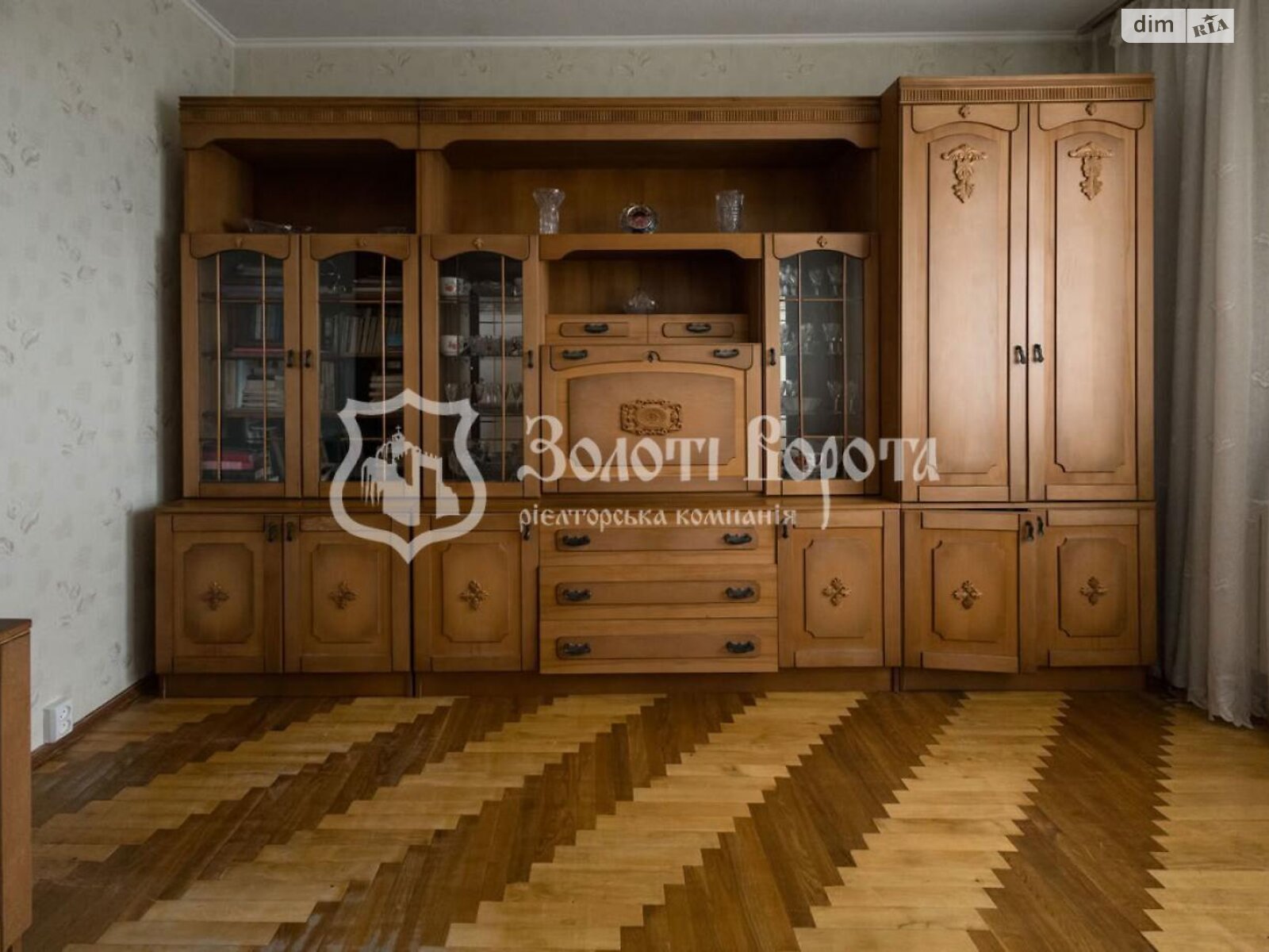 Продажа трехкомнатной квартиры в Киеве, на просп. Червоной Калины 1А, район Деснянский фото 1