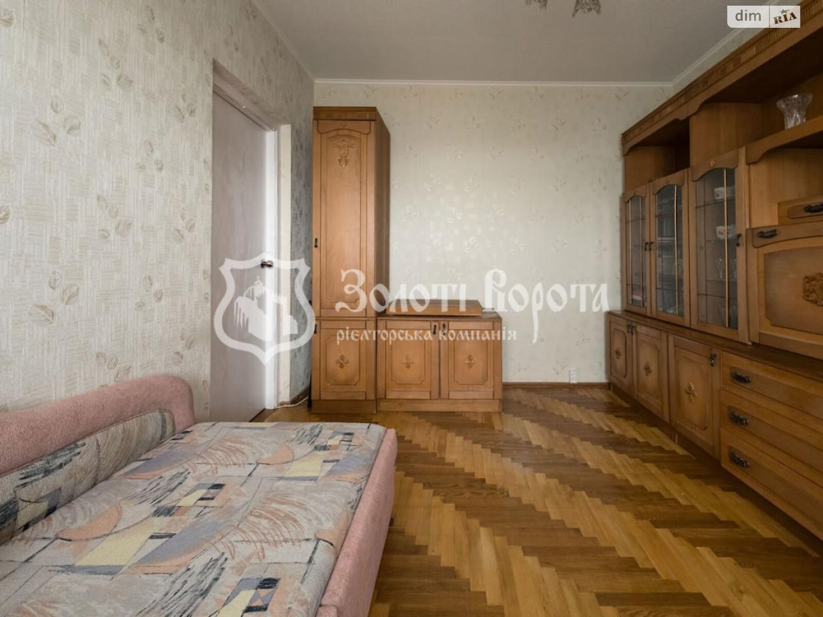 Продажа трехкомнатной квартиры в Киеве, на просп. Червоной Калины 1А, район Деснянский фото 1