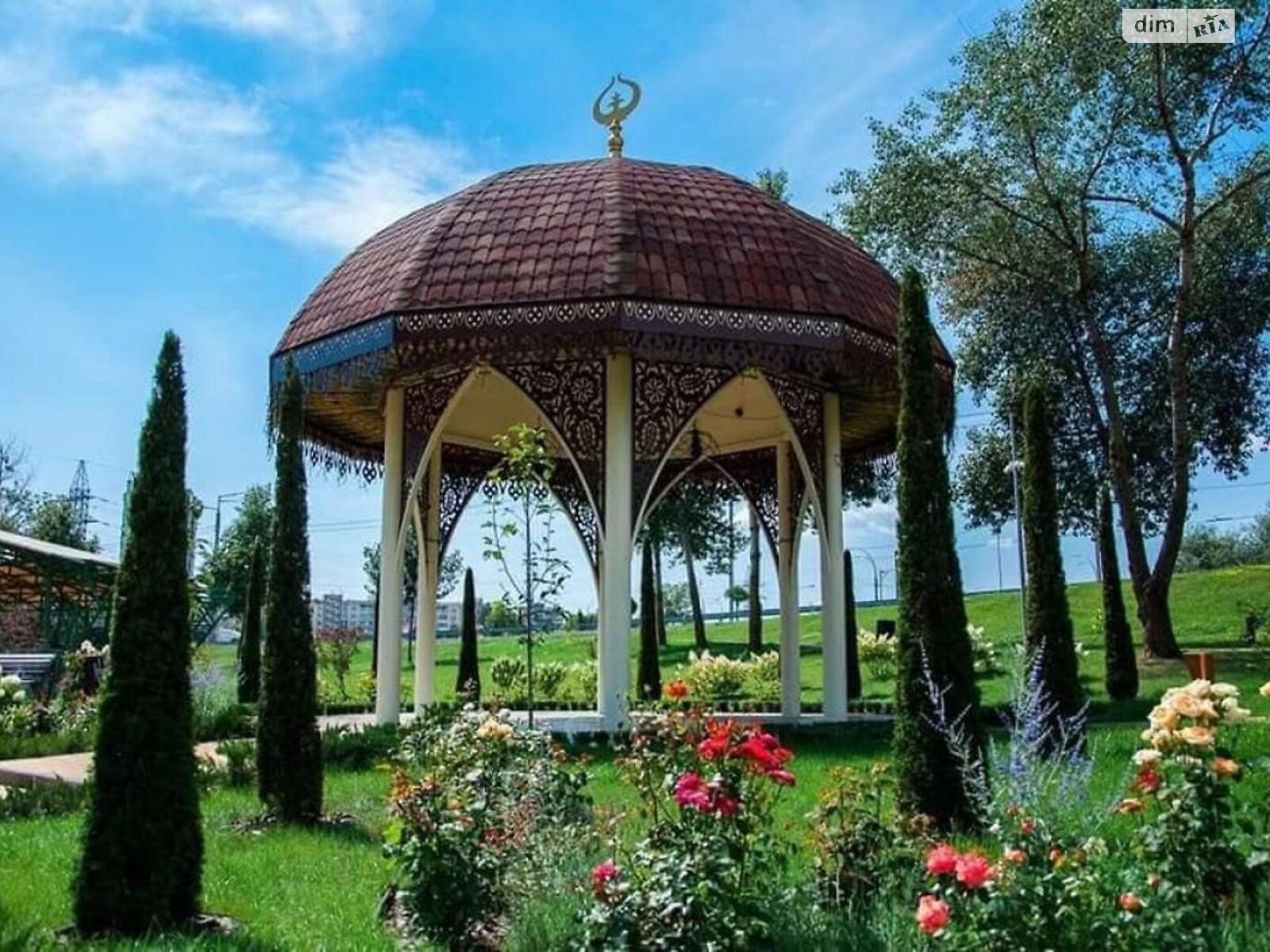 Продажа трехкомнатной квартиры в Киеве, на просп. Червоной Калины 1А, район Деснянский фото 1