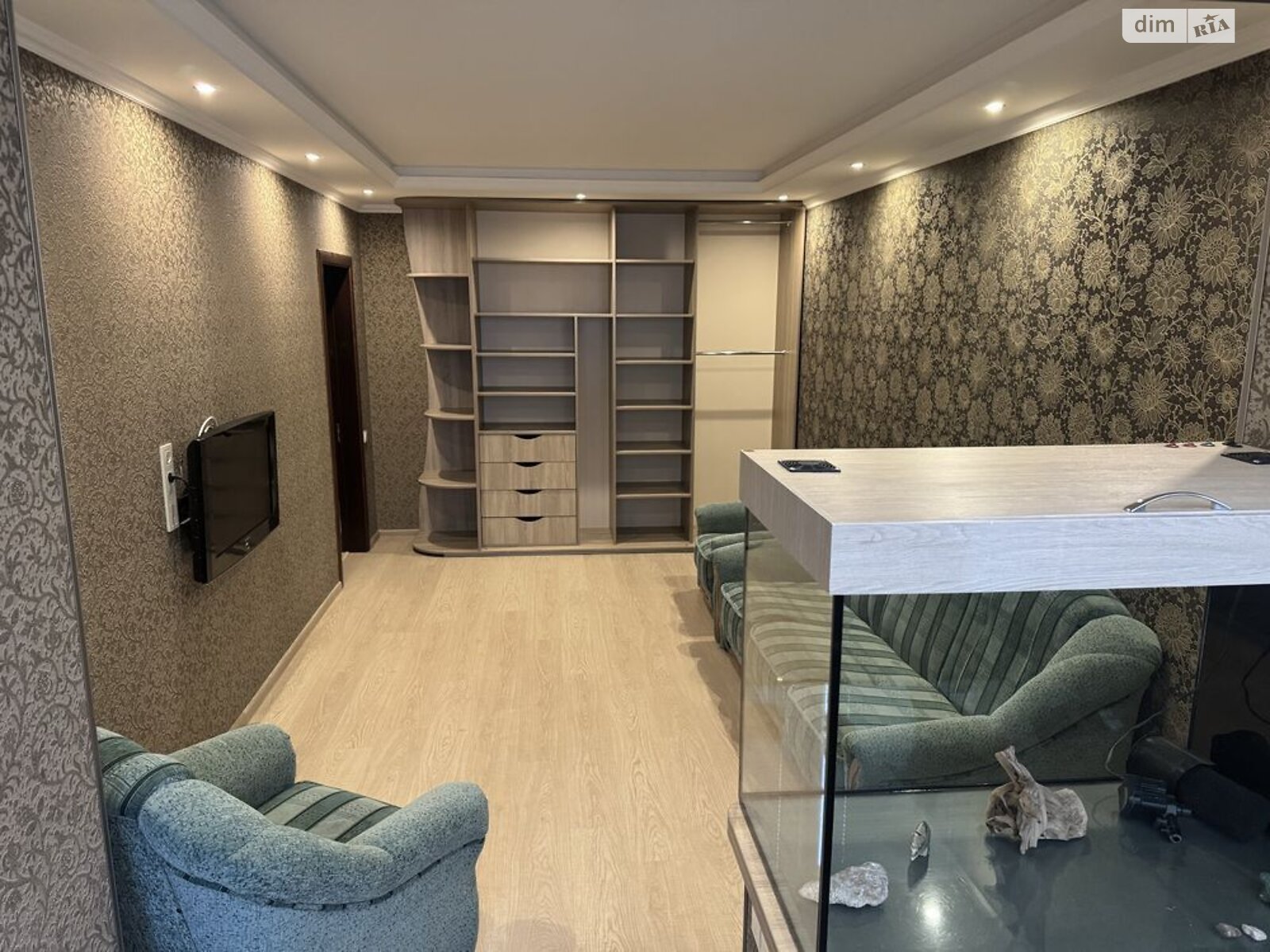 Продажа трехкомнатной квартиры в Киеве, на ул. Оноре де Бальзака 98/29, район Деснянский фото 1