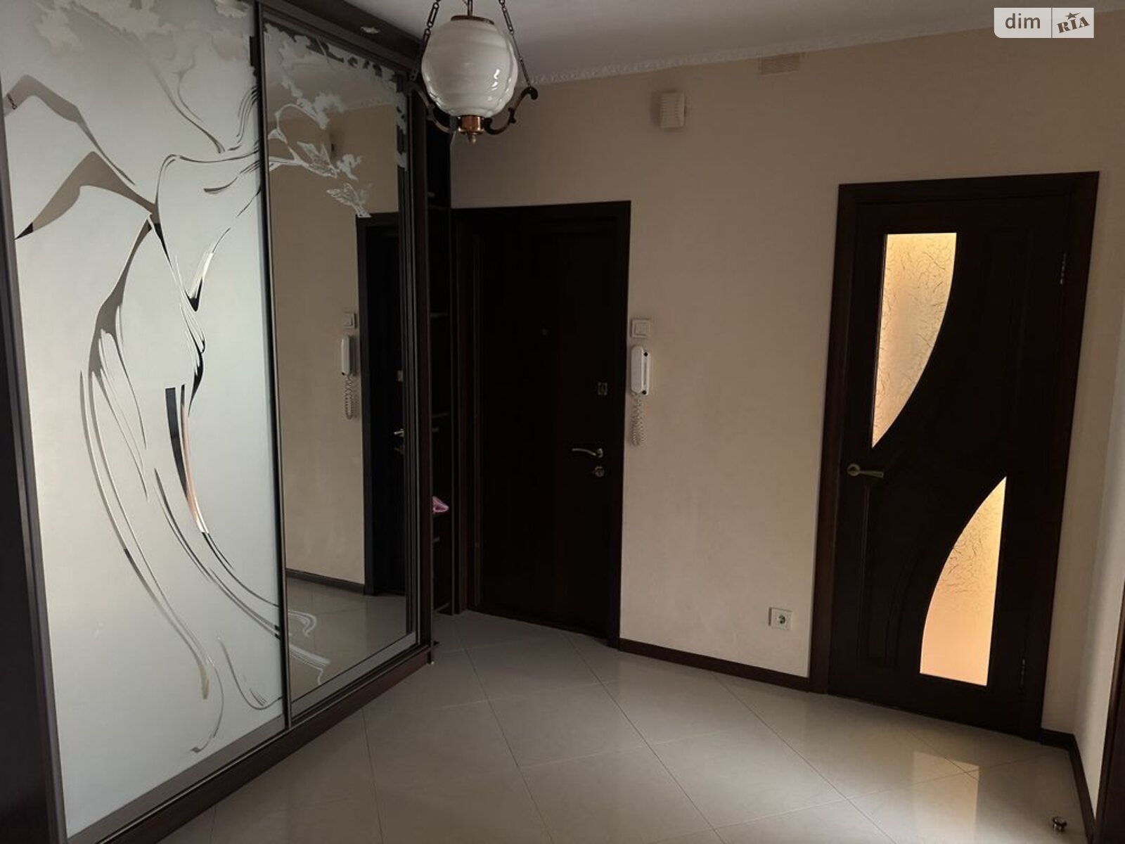 Продажа трехкомнатной квартиры в Киеве, на ул. Оноре де Бальзака 98/29, район Деснянский фото 1