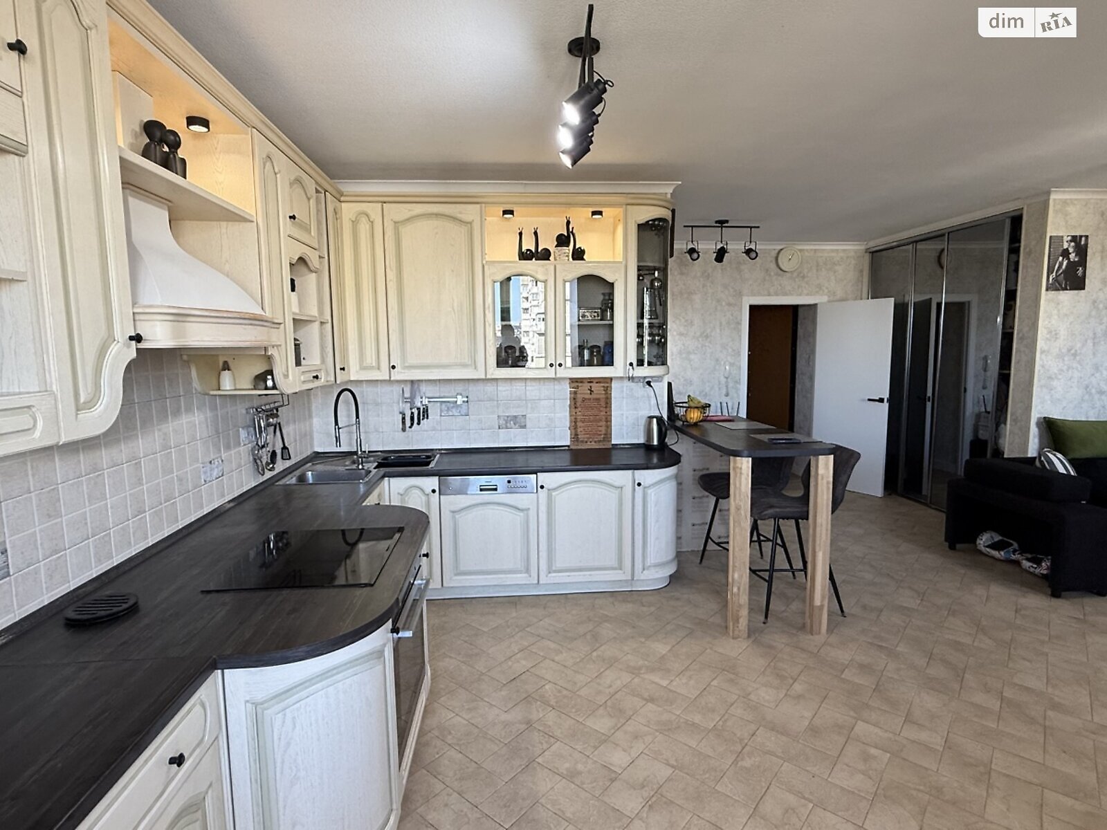 Продажа трехкомнатной квартиры в Киеве, на ул. Рональда Рейгана 34/51, район Деснянский фото 1