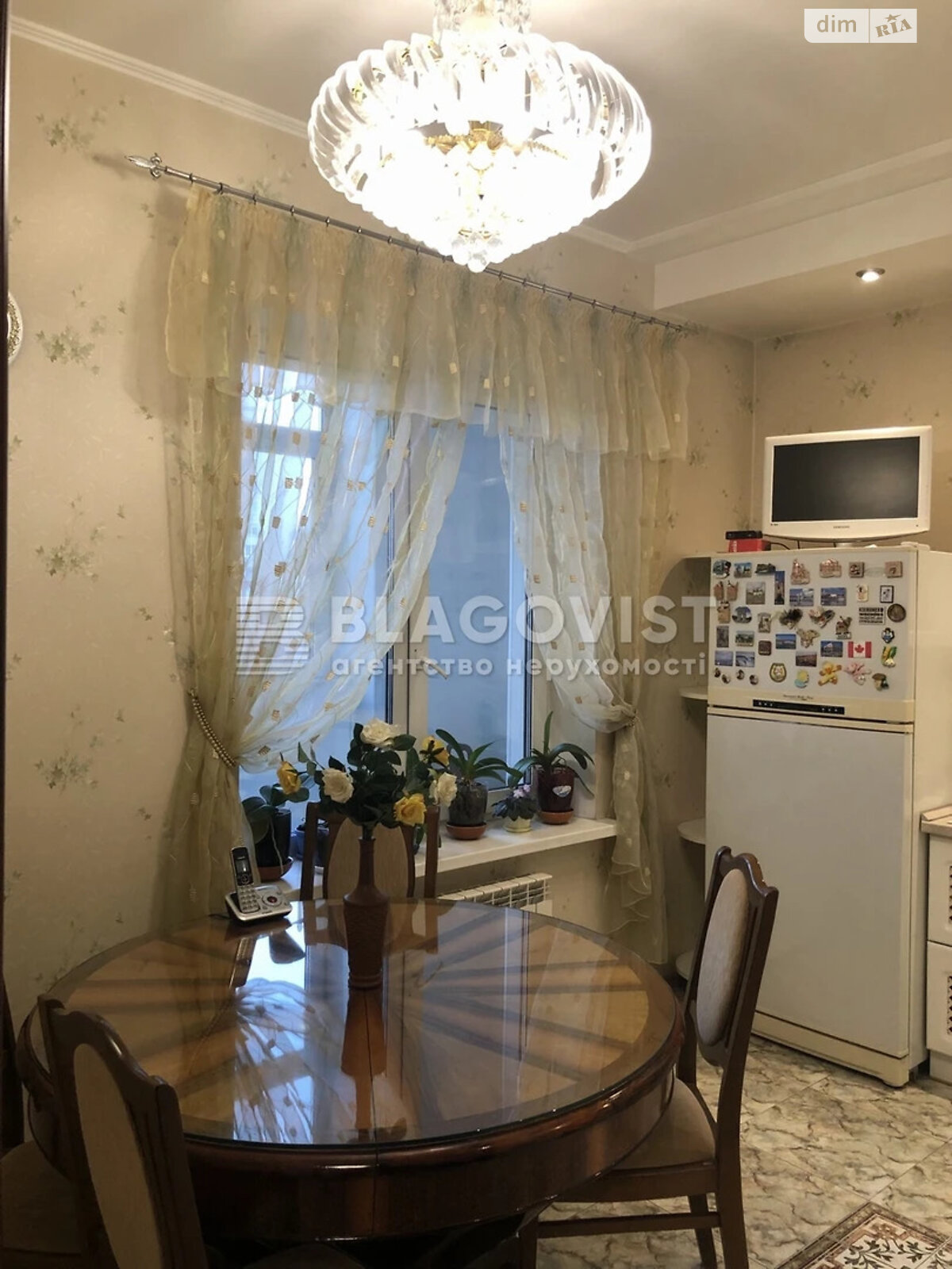 Продаж чотирикімнатної квартири в Києві, на вул. Дмитрівська 69, фото 1 Продаж чотирикімнатної квартири в Києві, на вул. Дмитрівська 69, фото 1