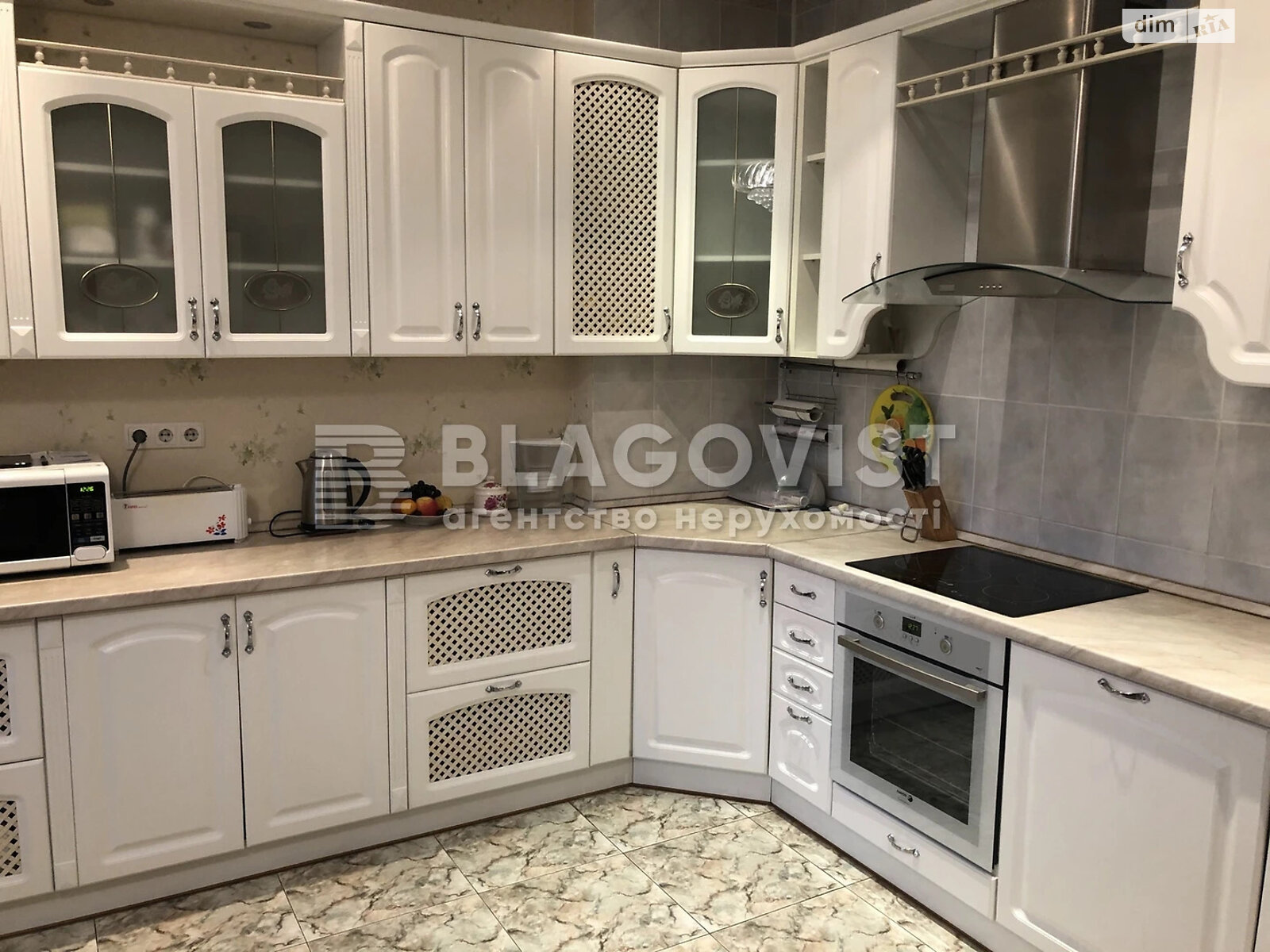 Продаж чотирикімнатної квартири в Києві, на вул. Дмитрівська 69, фото 1 Продаж чотирикімнатної квартири в Києві, на вул. Дмитрівська 69, фото 1