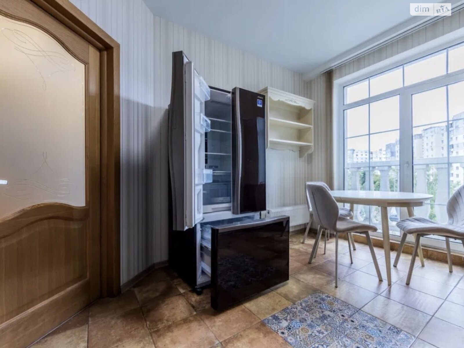 Продажа двухкомнатной квартиры в Киеве, на ул. Дмитрия Луценко 10, район Голосеевский фото 1 Продажа двухкомнатной квартиры в Киеве, на ул. Дмитрия Луценко 10, район Голосеевский фото 1