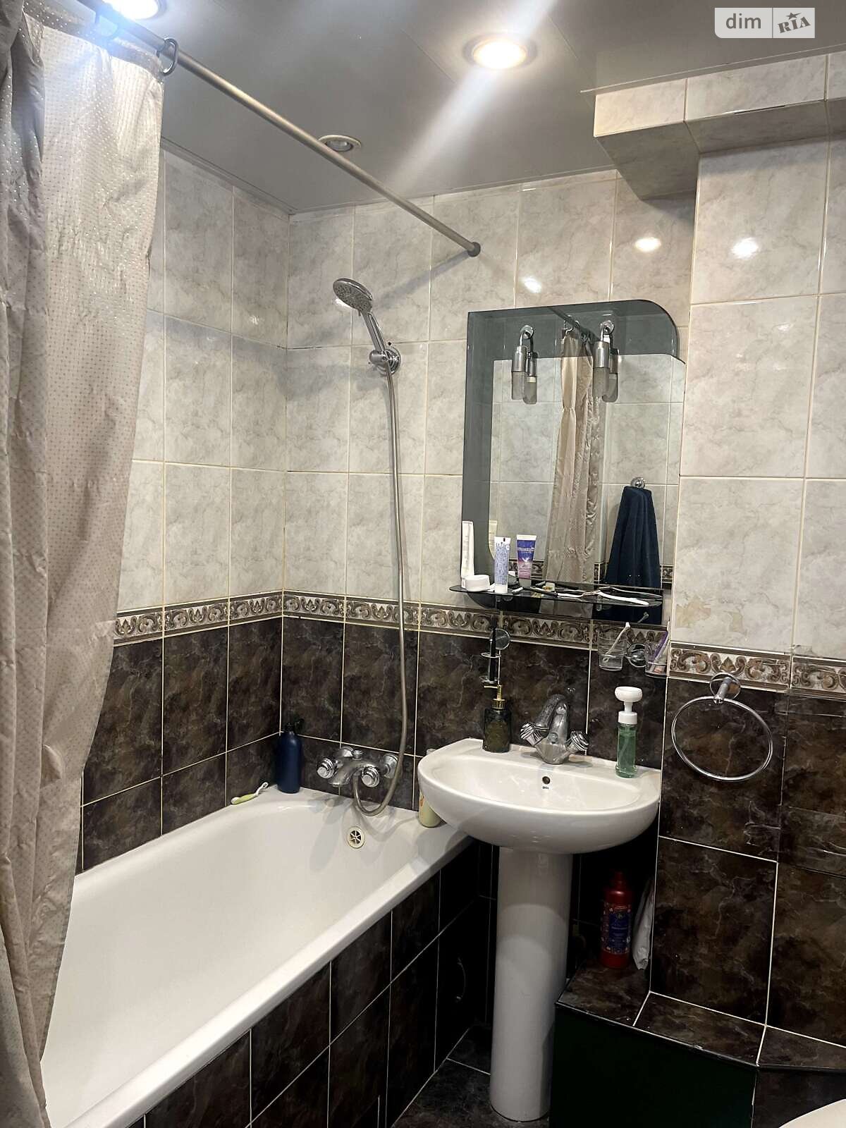 Продажа трехкомнатной квартиры в Киеве, на наб. Днепровская 3, фото 1 Продажа трехкомнатной квартиры в Киеве, на наб. Днепровская 3, фото 1