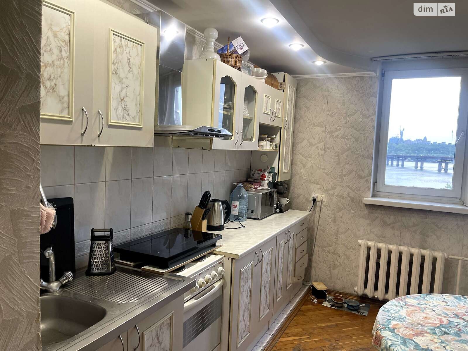 Продажа трехкомнатной квартиры в Киеве, на наб. Днепровская 3, фото 1 Продажа трехкомнатной квартиры в Киеве, на наб. Днепровская 3, фото 1