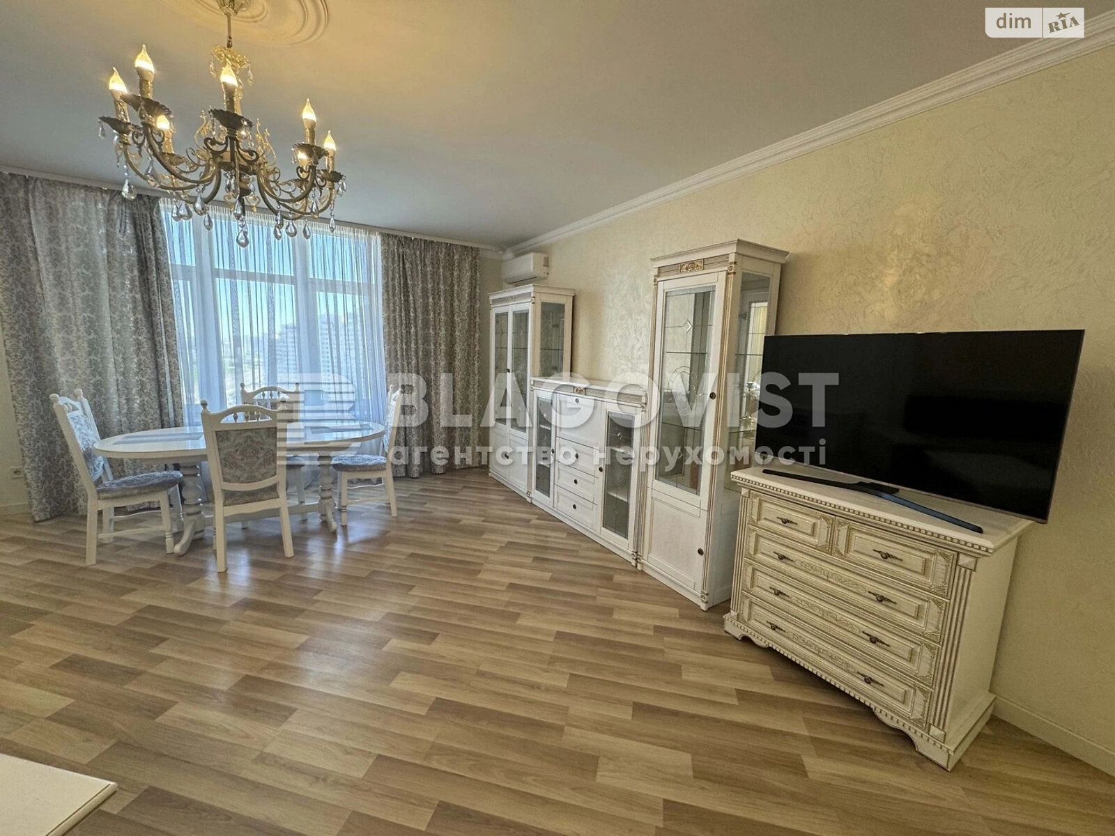 Продаж трикімнатної квартири в Києві, на наб. Дніпровська 26И, фото 1 Продаж трикімнатної квартири в Києві, на наб. Дніпровська 26И, фото 1