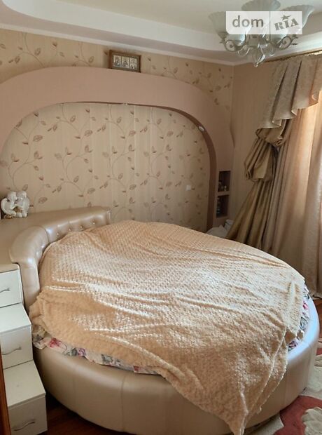 Продаж трикімнатної квартири в Києві на вул. Алма-Атинська 37б район Дніпровський фото 1 Продаж трикімнатної квартири в Києві на вул. Алма-Атинська 37б район Дніпровський фото 1