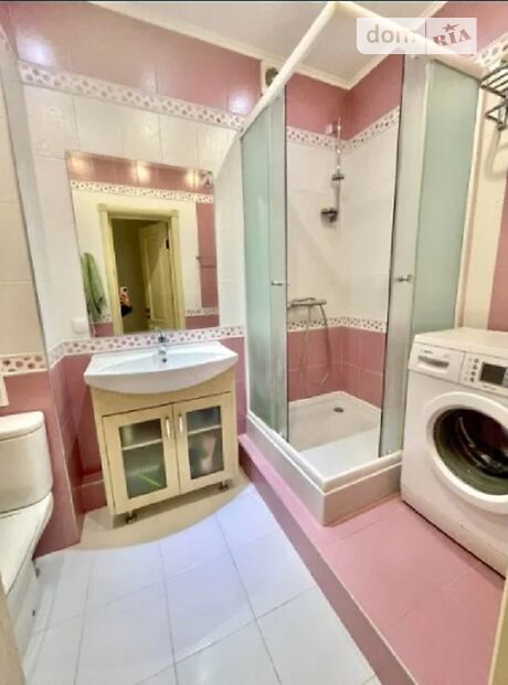 Продаж трикімнатної квартири в Києві на вул. Алма-Атинська 37б район Дніпровський фото 1 Продаж трикімнатної квартири в Києві на вул. Алма-Атинська 37б район Дніпровський фото 1