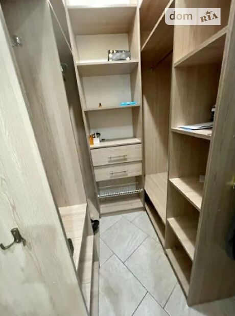 Продаж трикімнатної квартири в Києві на вул. Алма-Атинська 37б район Дніпровський фото 1 Продаж трикімнатної квартири в Києві на вул. Алма-Атинська 37б район Дніпровський фото 1