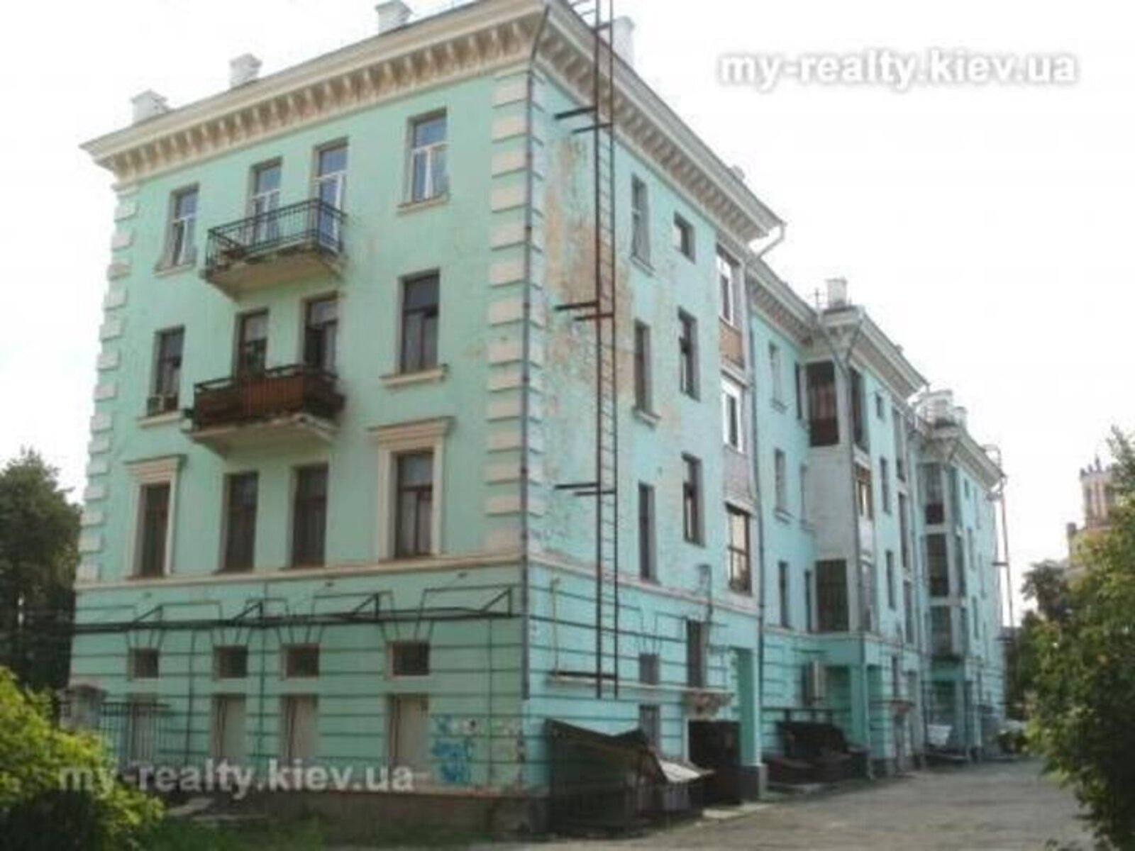 Продажа трехкомнатной квартиры в Киеве, на ул. Алма-Атинская 99/2, район Днепровский фото 1 Продажа трехкомнатной квартиры в Киеве, на ул. Алма-Атинская 99/2, район Днепровский фото 1
