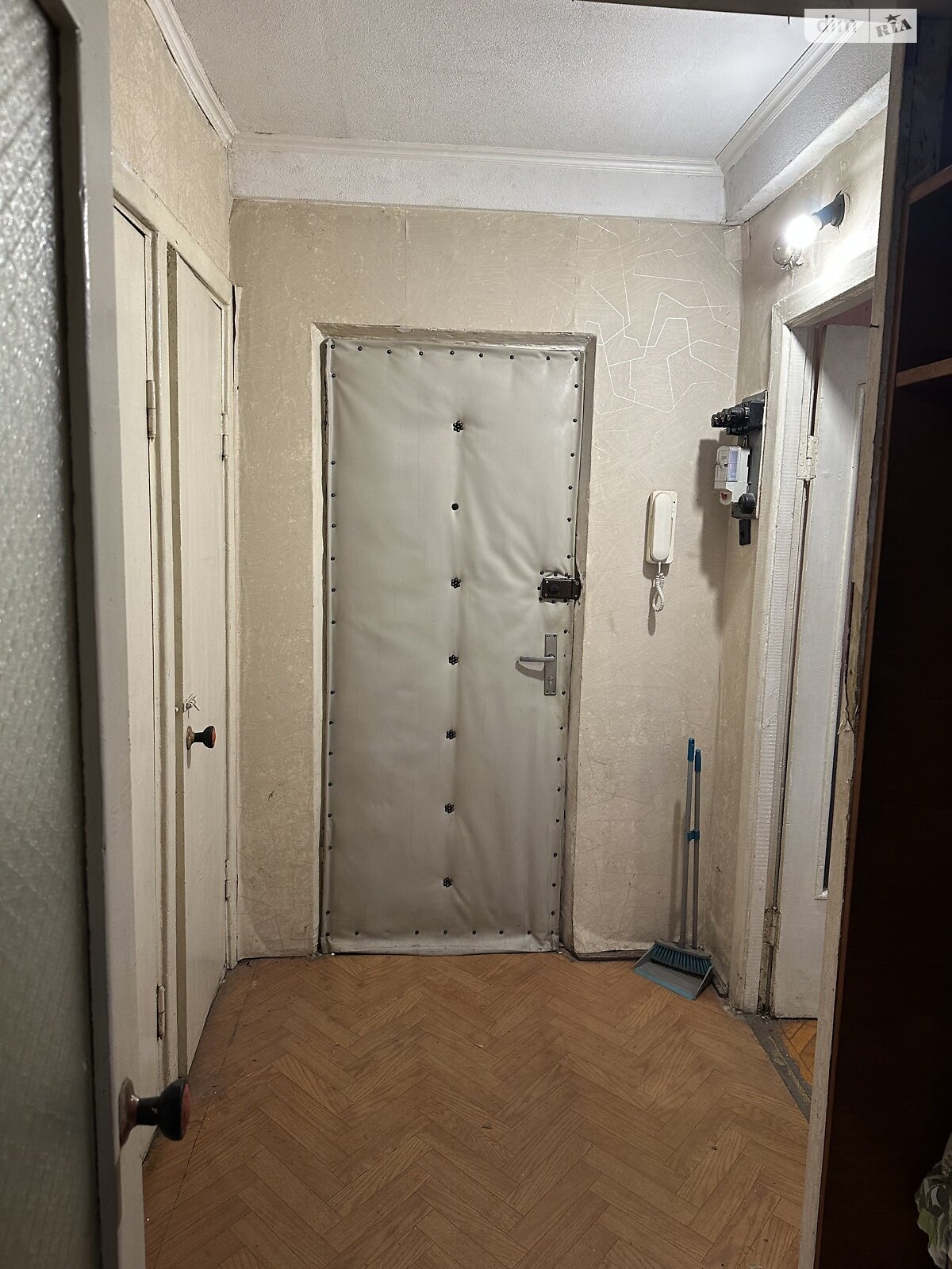 Продажа однокомнатной квартиры в Киеве, на ул. Андрея Малышко 27, район Днепровский фото 1 Продажа однокомнатной квартиры в Киеве, на ул. Андрея Малышко 27, район Днепровский фото 1