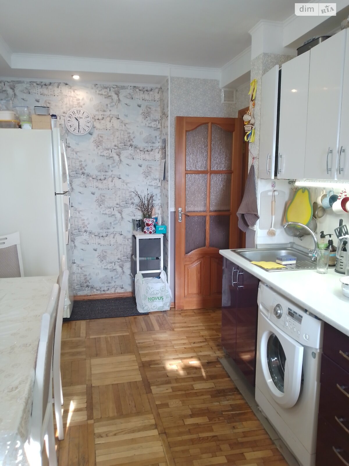 Продаж чотирикімнатної квартири в Києві, на вул. Азербайджанська 6, район Дніпровський фото 1 Продаж чотирикімнатної квартири в Києві, на вул. Азербайджанська 6, район Дніпровський фото 1