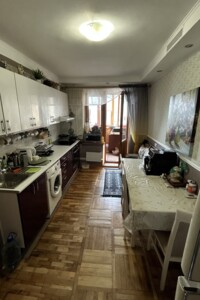 Продажа четырехкомнатной квартиры в Киеве, на ул. Азербайджанская 6, район Днепровский фото 2