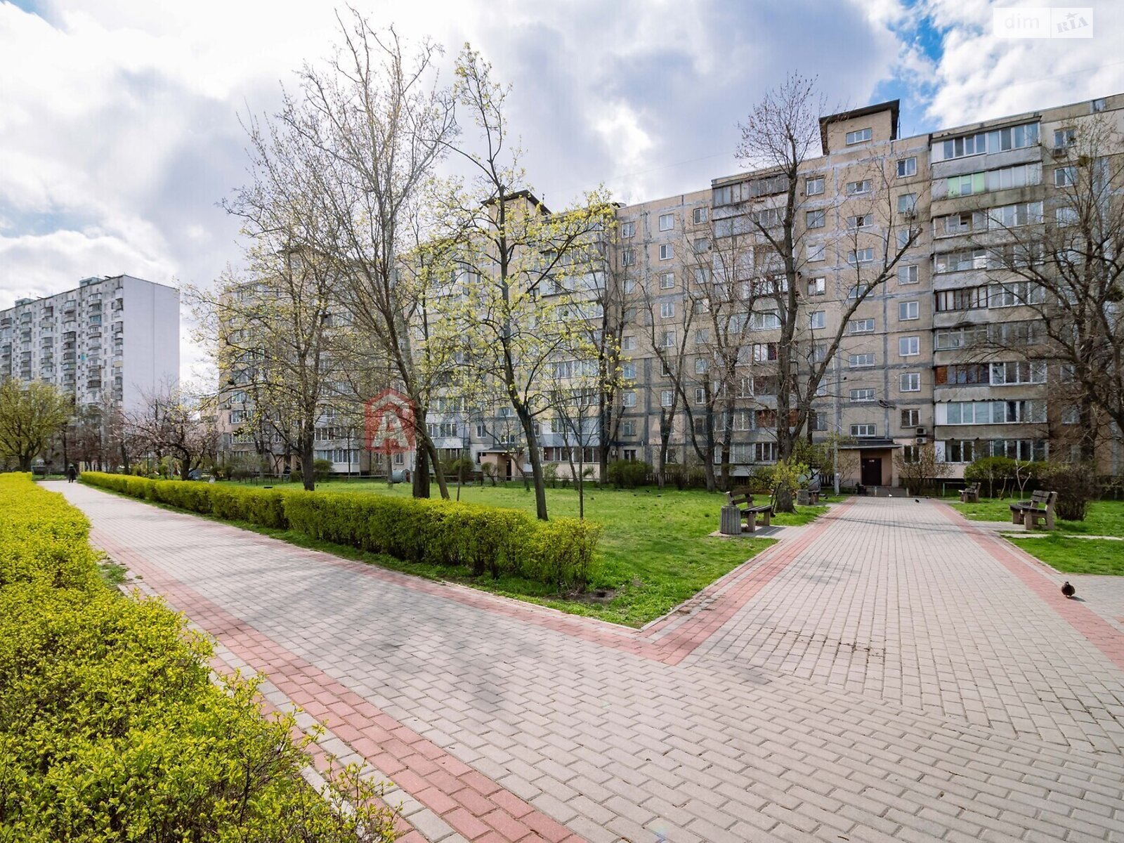 Продажа двухкомнатной квартиры в Киеве, на ул. Березняковская 12, район Днепровский фото 2 Продажа двухкомнатной квартиры в Киеве, на ул. Березняковская 12, район Днепровский фото 2