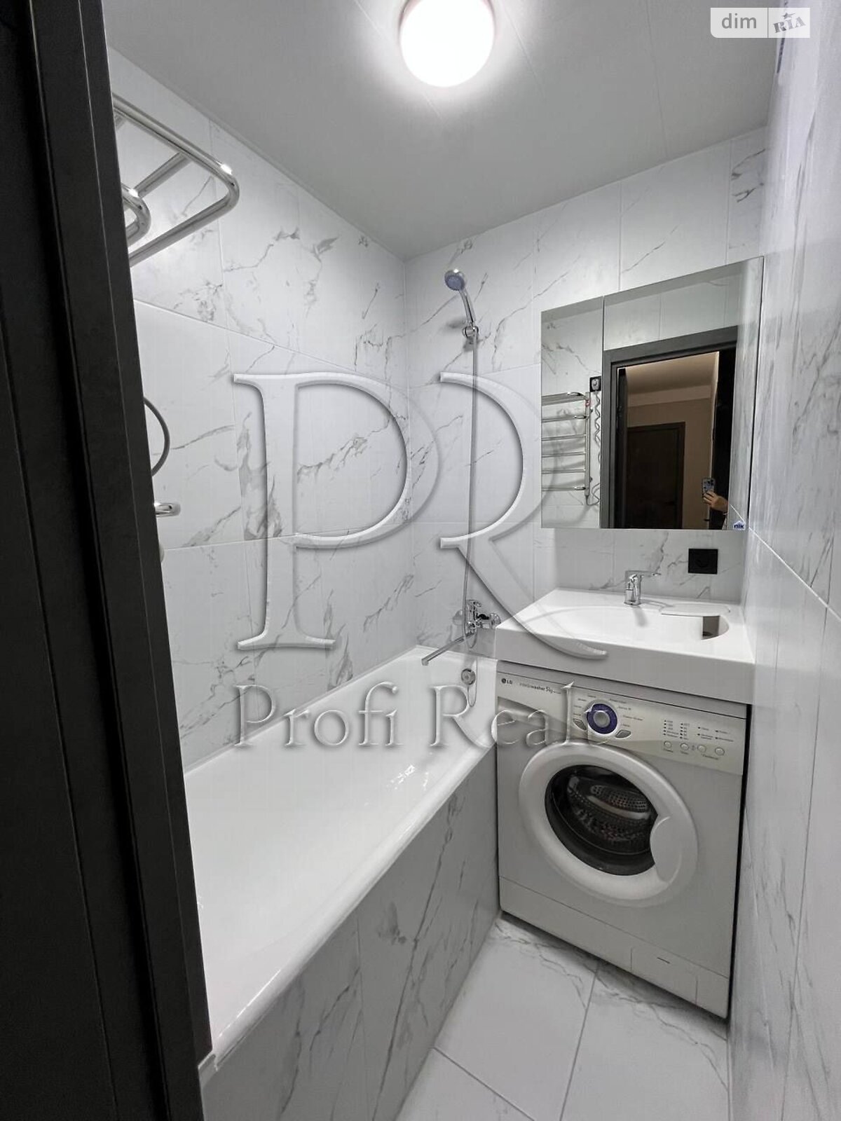 Продажа двухкомнатной квартиры в Киеве, на ул. Березняковская 24, район Днепровский фото 1 Продажа двухкомнатной квартиры в Киеве, на ул. Березняковская 24, район Днепровский фото 1