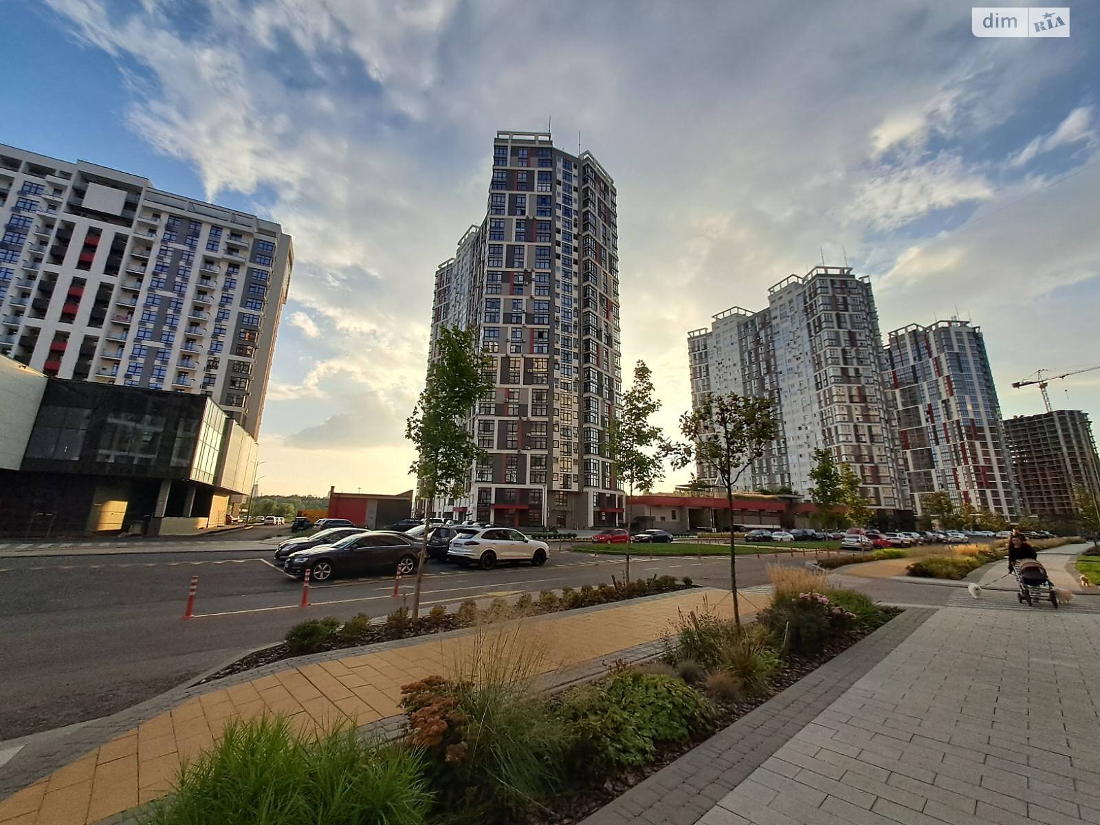 Продажа трехкомнатной квартиры в Киеве, на ул. Евгения Маланюка 101, район Днепровский фото 1 Продажа трехкомнатной квартиры в Киеве, на ул. Евгения Маланюка 101, район Днепровский фото 1