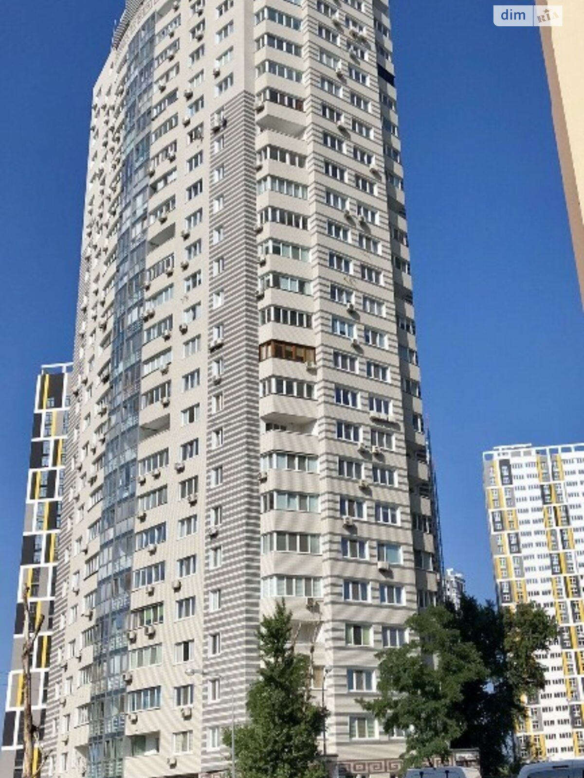 Продажа трехкомнатной квартиры в Киеве, на ул. Евгения Маланюка 6, район Днепровский фото 1