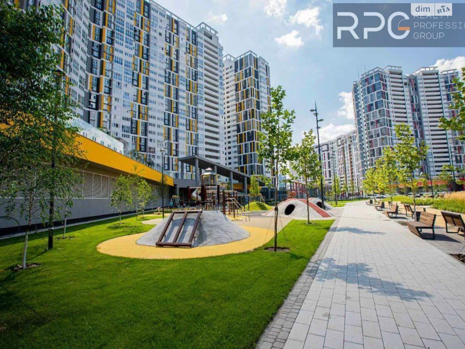 Продажа двухкомнатной квартиры в Киеве, на ул. Никольско-Слободская 8, район Днепровский фото 1 Продажа двухкомнатной квартиры в Киеве, на ул. Никольско-Слободская 8, район Днепровский фото 1