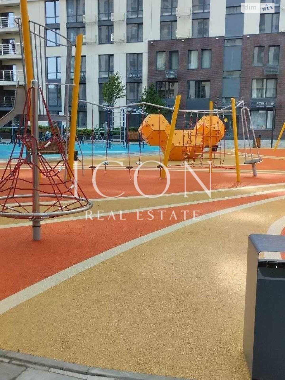 Продаж двокімнатної квартири в Києві, на вул. Князя Романа Мстиславича 26, район Дніпровський фото 1