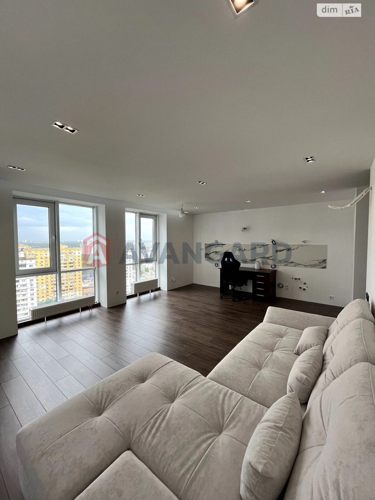 Продаж однокімнатної квартири в Києві, на вул. Князя Романа Мстиславича 28Б, район Дніпровський фото 1 Продаж однокімнатної квартири в Києві, на вул. Князя Романа Мстиславича 28Б, район Дніпровський фото 1