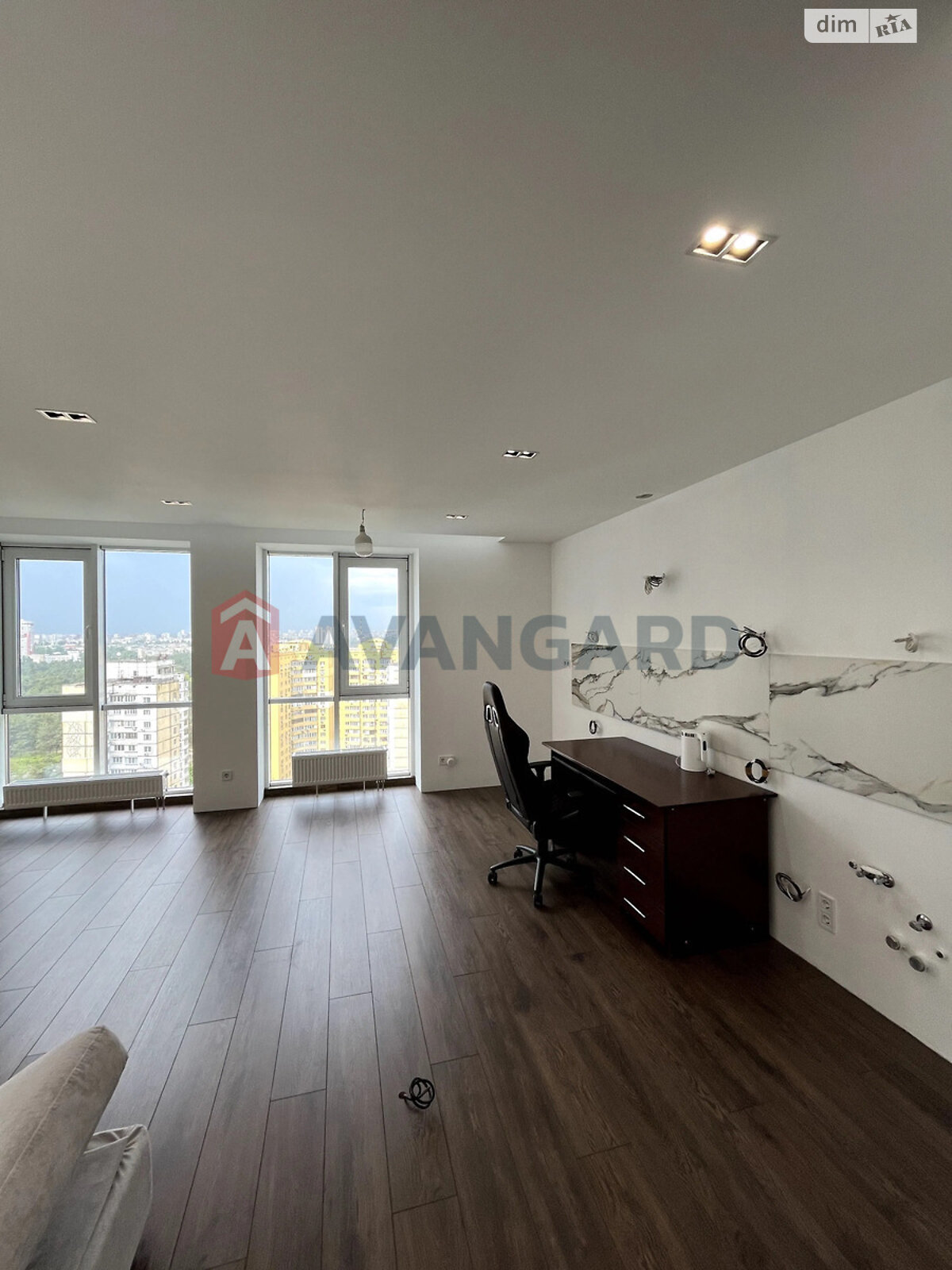 Продаж однокімнатної квартири в Києві, на вул. Князя Романа Мстиславича 28Б, район Дніпровський фото 1 Продаж однокімнатної квартири в Києві, на вул. Князя Романа Мстиславича 28Б, район Дніпровський фото 1