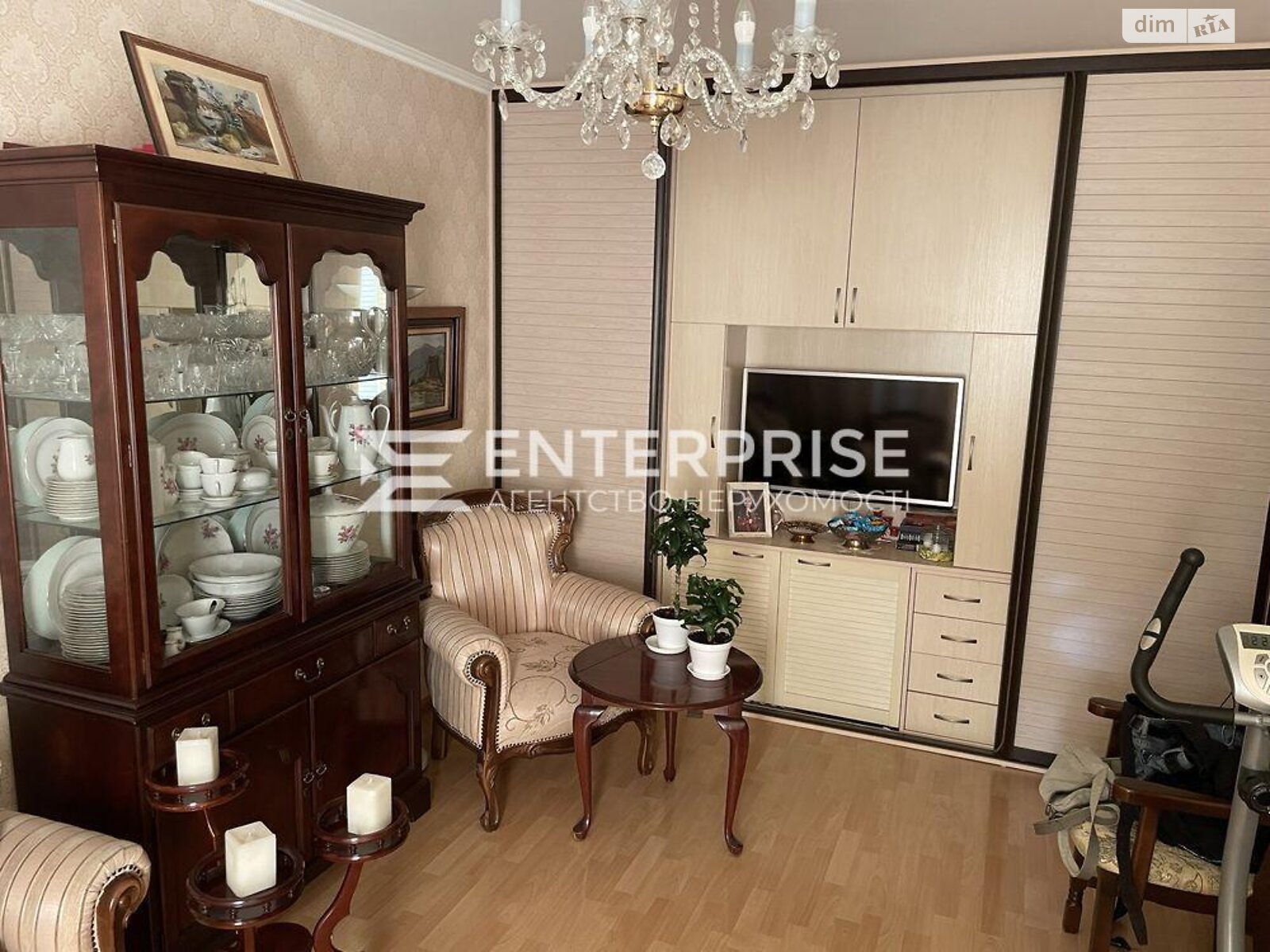 Продажа двухкомнатной квартиры в Киеве, на шоссе Харьковское 146, район Днепровский фото 1 Продажа двухкомнатной квартиры в Киеве, на шоссе Харьковское 146, район Днепровский фото 1