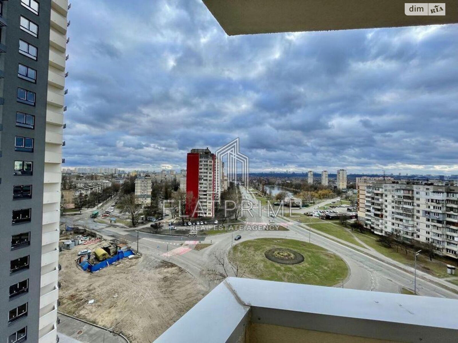 Продажа трехкомнатной квартиры в Киеве, на ул. Николая Кибальчича 2, район Днепровский фото 1