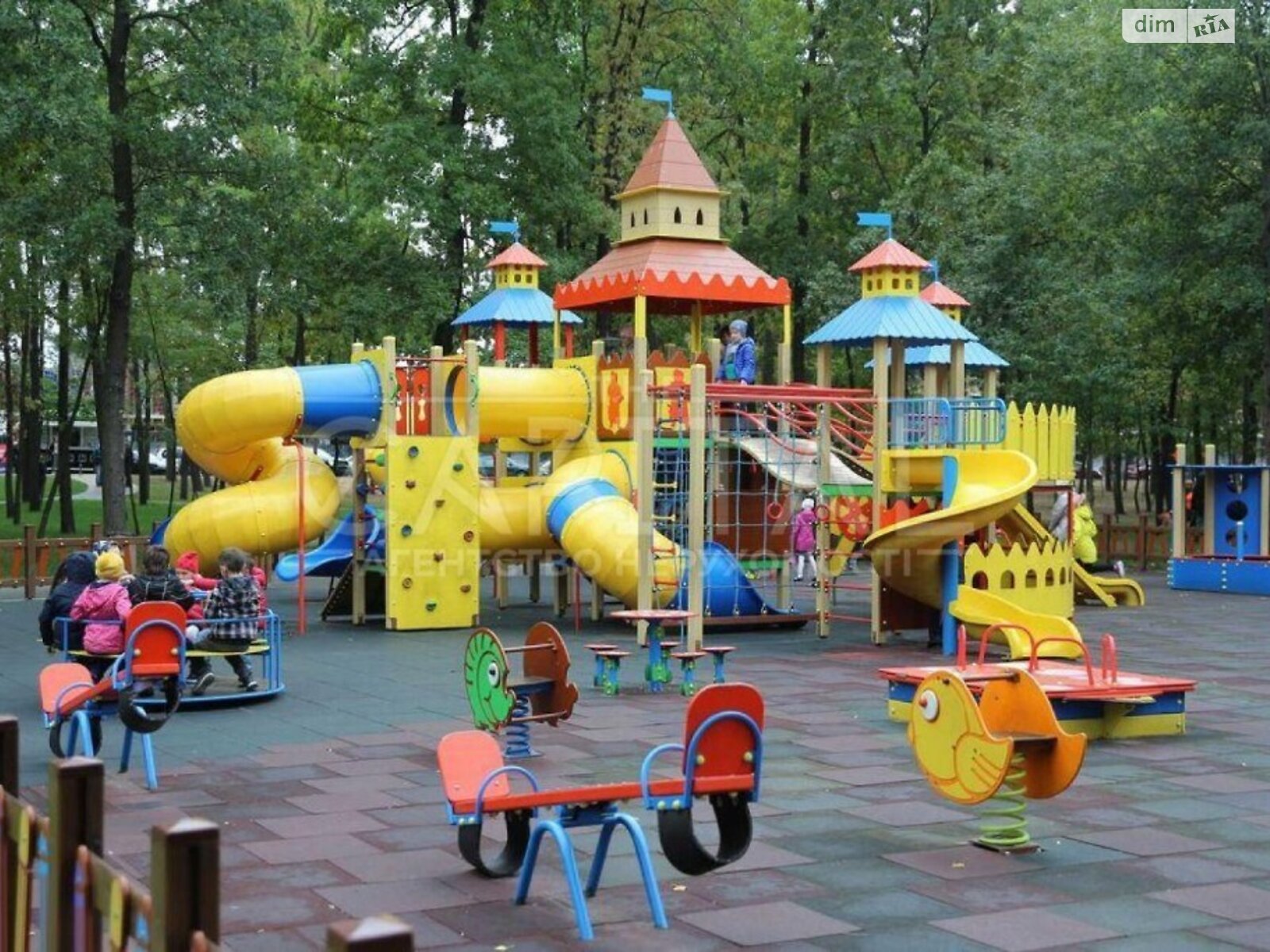 Продаж трикімнатної квартири в Києві, на вул. Князя Романа Мстиславича, район Дніпровський фото 1 Продаж трикімнатної квартири в Києві, на вул. Князя Романа Мстиславича, район Дніпровський фото 1