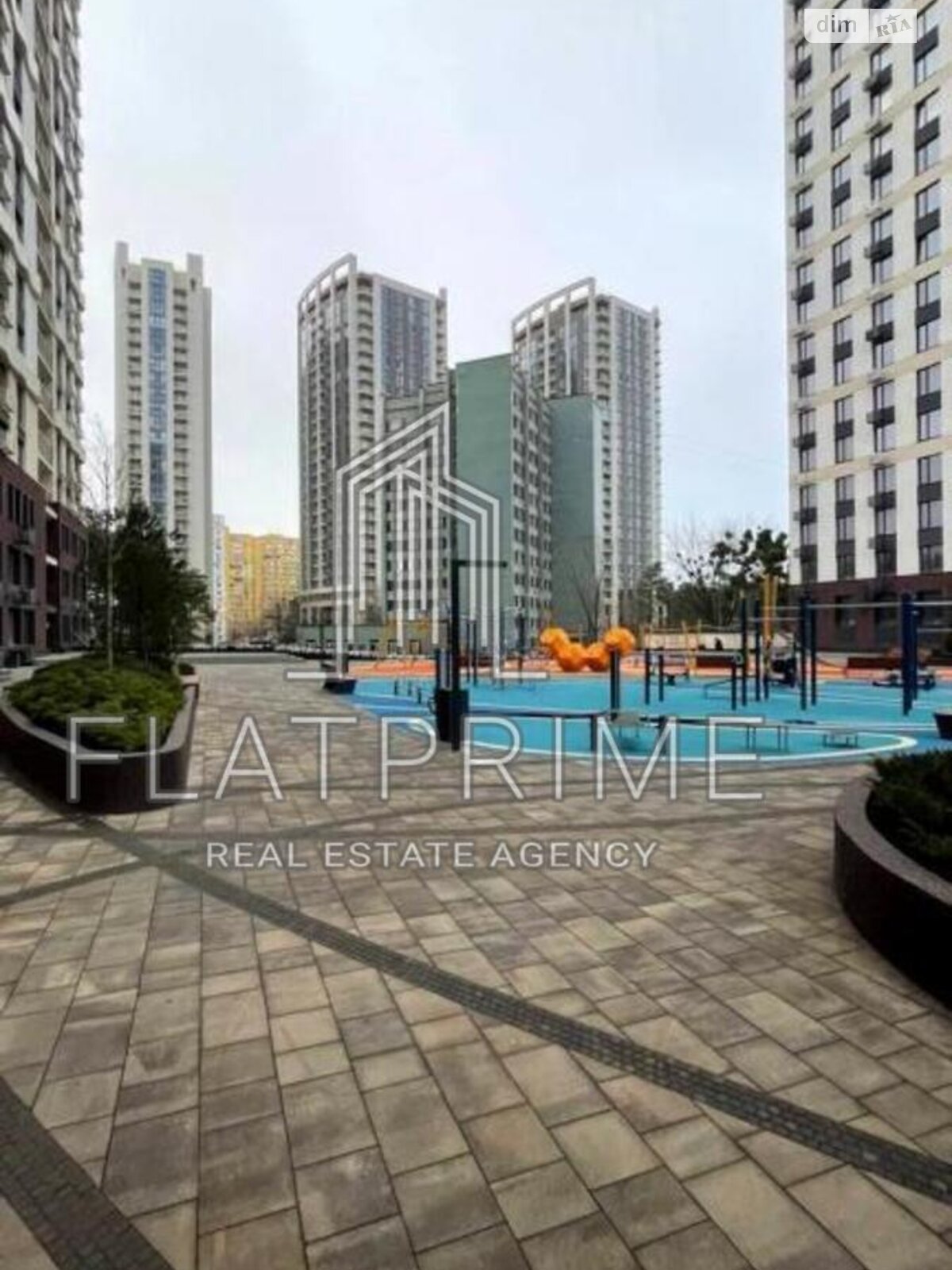 Продажа трехкомнатной квартиры в Киеве, на ул. Князя Романа Мстиславича 22, район Днепровский фото 1