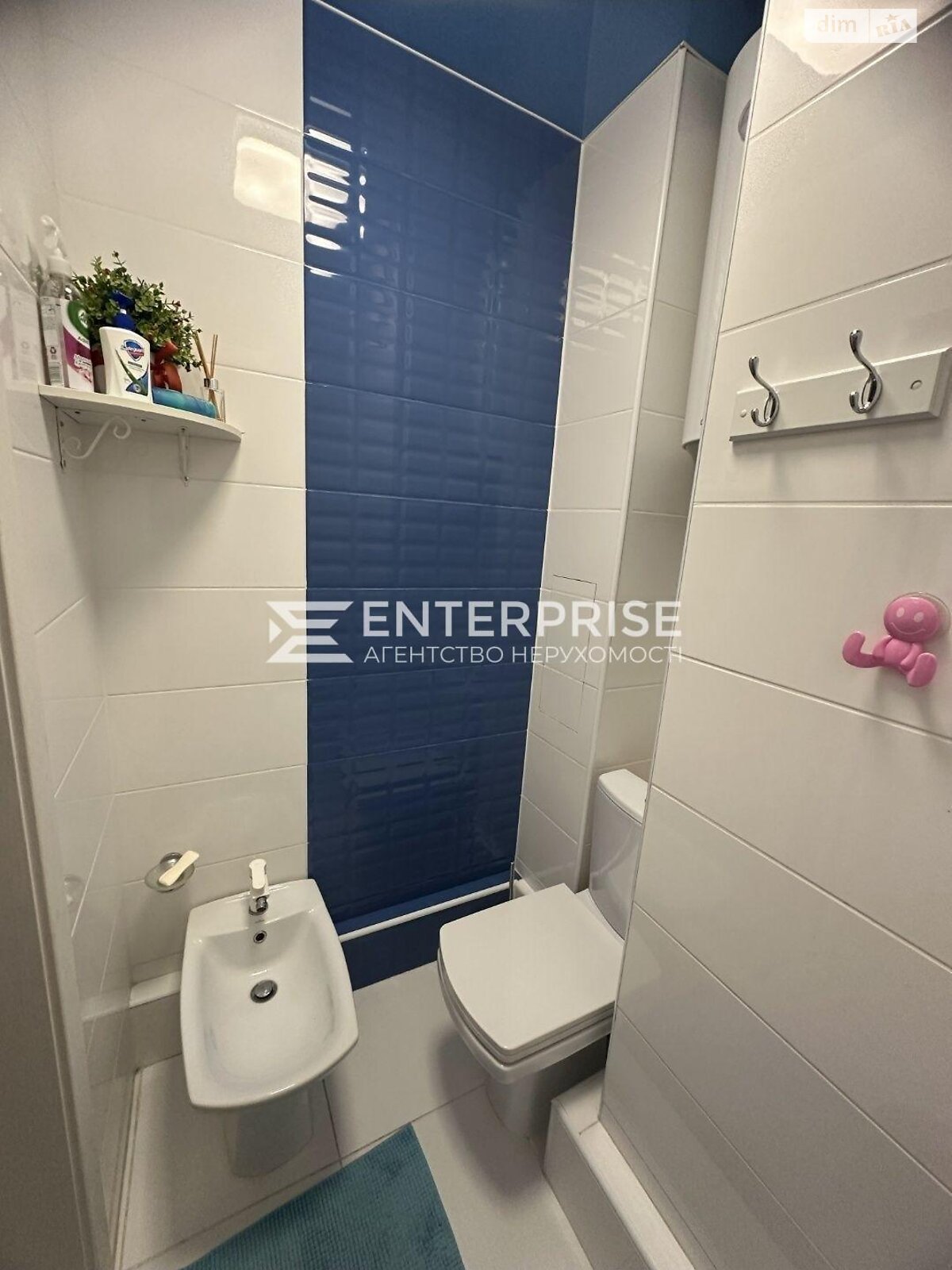 Продаж трикімнатної квартири в Києві, на вул. Климента Квітки 1А, район Дніпровський фото 1