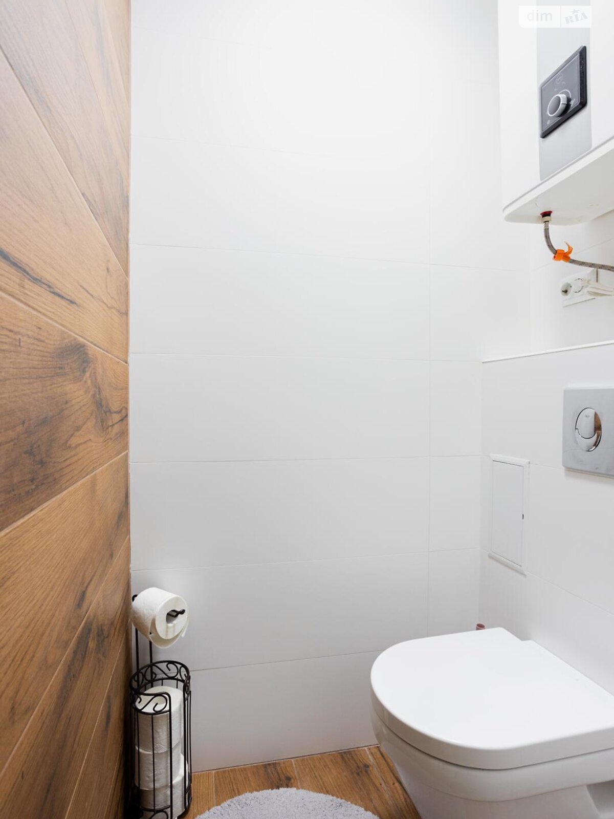 Продаж трикімнатної квартири в Києві, на вул. Митрополита Андрія Шептицького 3Б, район Дніпровський фото 1