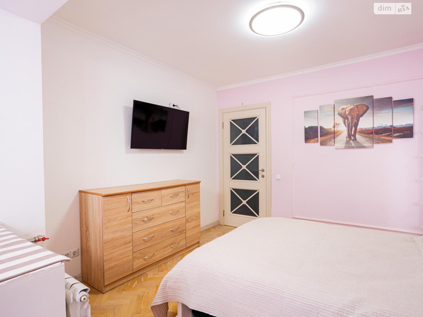 Продаж трикімнатної квартири в Києві, на вул. Митрополита Андрія Шептицького 3Б, район Дніпровський фото 1