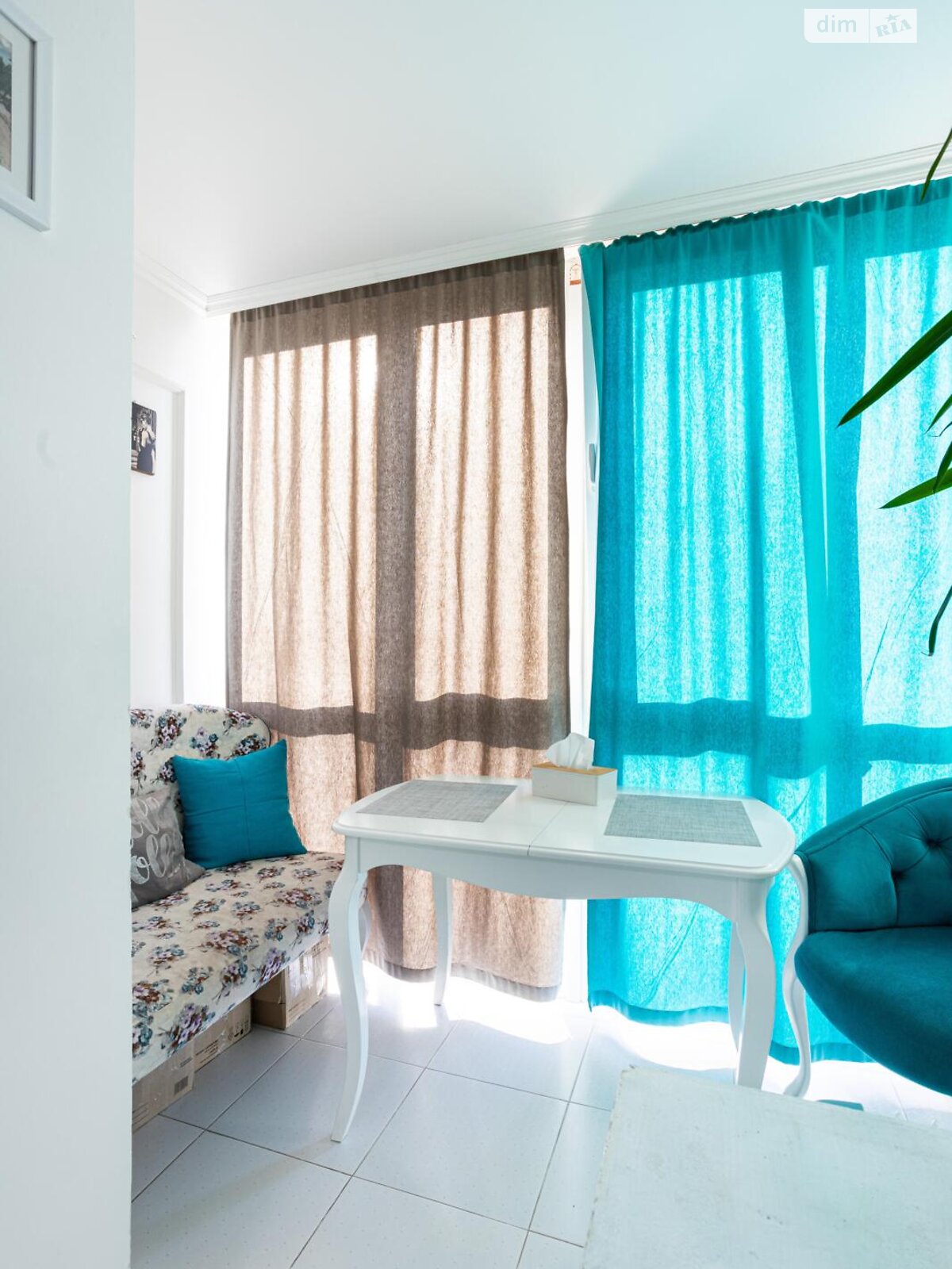 Продаж трикімнатної квартири в Києві, на вул. Митрополита Андрія Шептицького 3Б, район Дніпровський фото 1