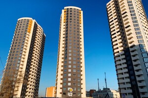 Продаж трикімнатної квартири в Києві, на вул. Миколи Кибальчича, район Дніпровський фото 2