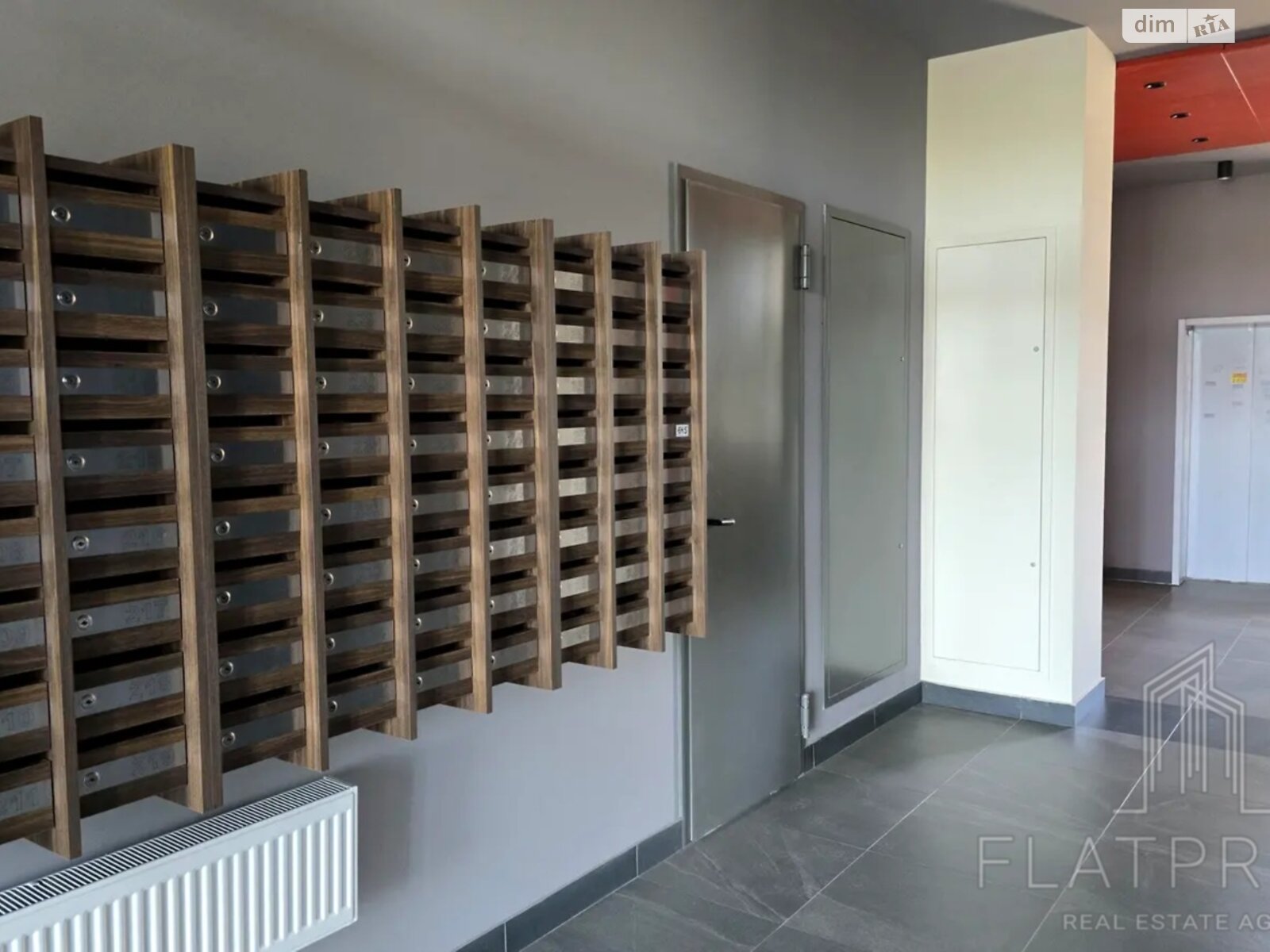 Продаж однокімнатної квартири в Києві, на вул. Микільсько-Слобідська 11, район Дніпровський фото 1