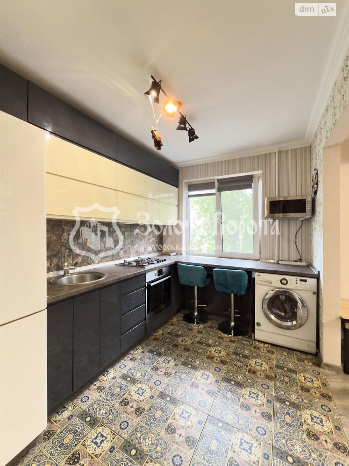 Продажа двухкомнатной квартиры в Киеве, на ул. Пражская 32, район Днепровский фото 1 Продажа двухкомнатной квартиры в Киеве, на ул. Пражская 32, район Днепровский фото 1