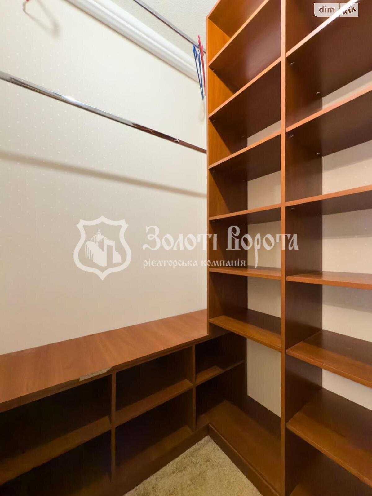 Продажа двухкомнатной квартиры в Киеве, на ул. Пражская 32, район Днепровский фото 1 Продажа двухкомнатной квартиры в Киеве, на ул. Пражская 32, район Днепровский фото 1