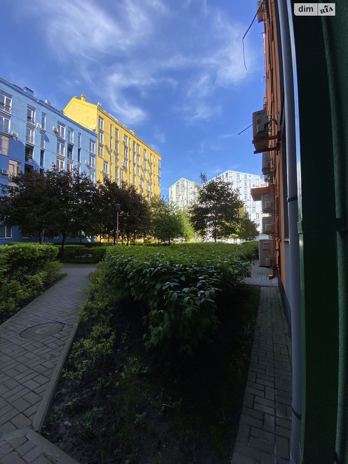 Продажа трехкомнатной квартиры в Киеве, на ул. Регенераторная 4 корпус 10, район Днепровский фото 1