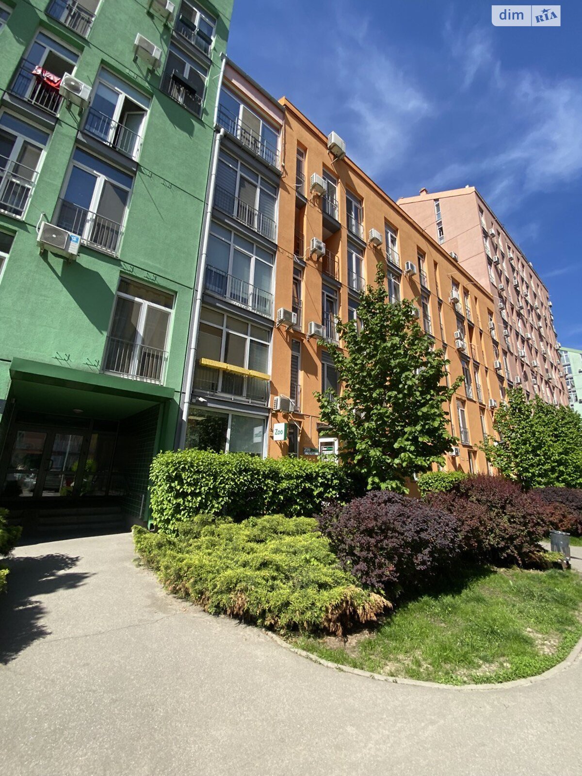 Продажа трехкомнатной квартиры в Киеве, на ул. Регенераторная 4 корпус 10, район Днепровский фото 1