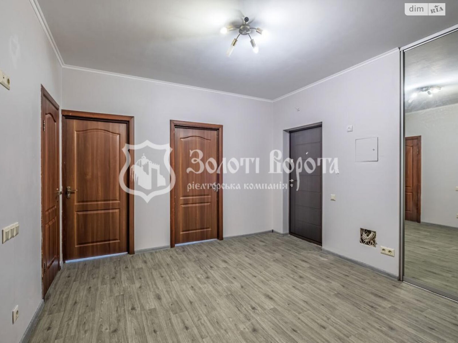 Продаж трикімнатної квартири в Києві, на вул. Регенераторна 4 корпус 2, район Дніпровський фото 1 Продаж трикімнатної квартири в Києві, на вул. Регенераторна 4 корпус 2, район Дніпровський фото 1