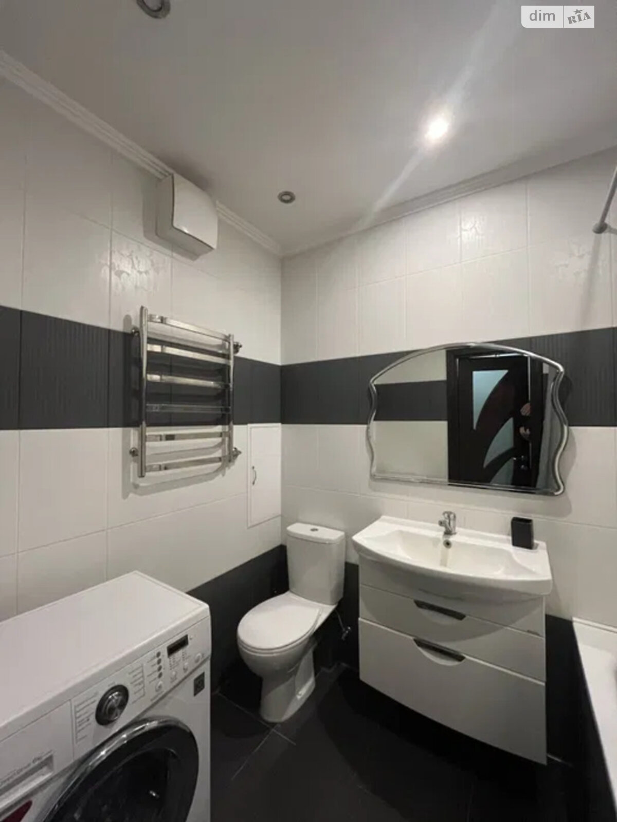 Продажа однокомнатной квартиры в Киеве, на ул. Регенераторная 4 корпус 1, район Днепровский фото 1