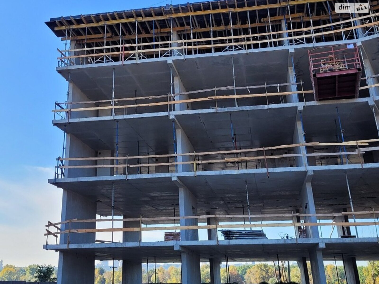 Продажа трехкомнатной квартиры в Киеве, на ул. Евгения Маланюка 101, район Днепровский фото 1