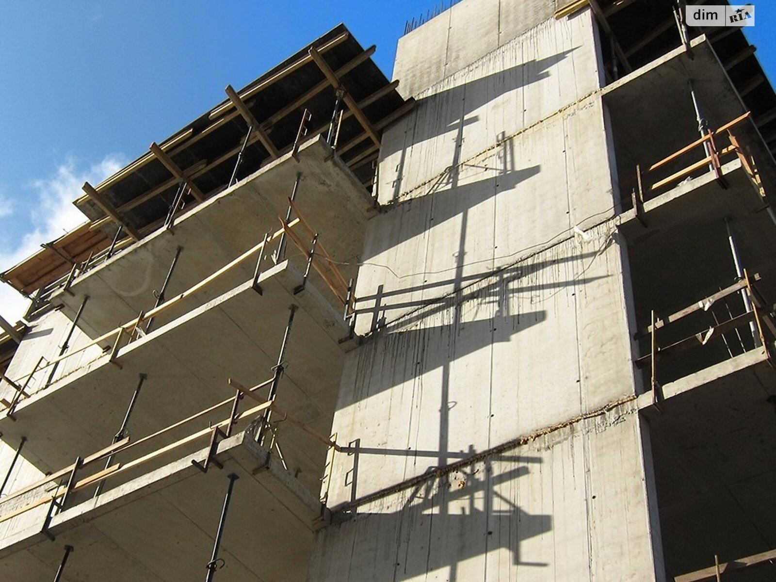 Продажа трехкомнатной квартиры в Киеве, на ул. Евгения Маланюка 101, район Днепровский фото 1